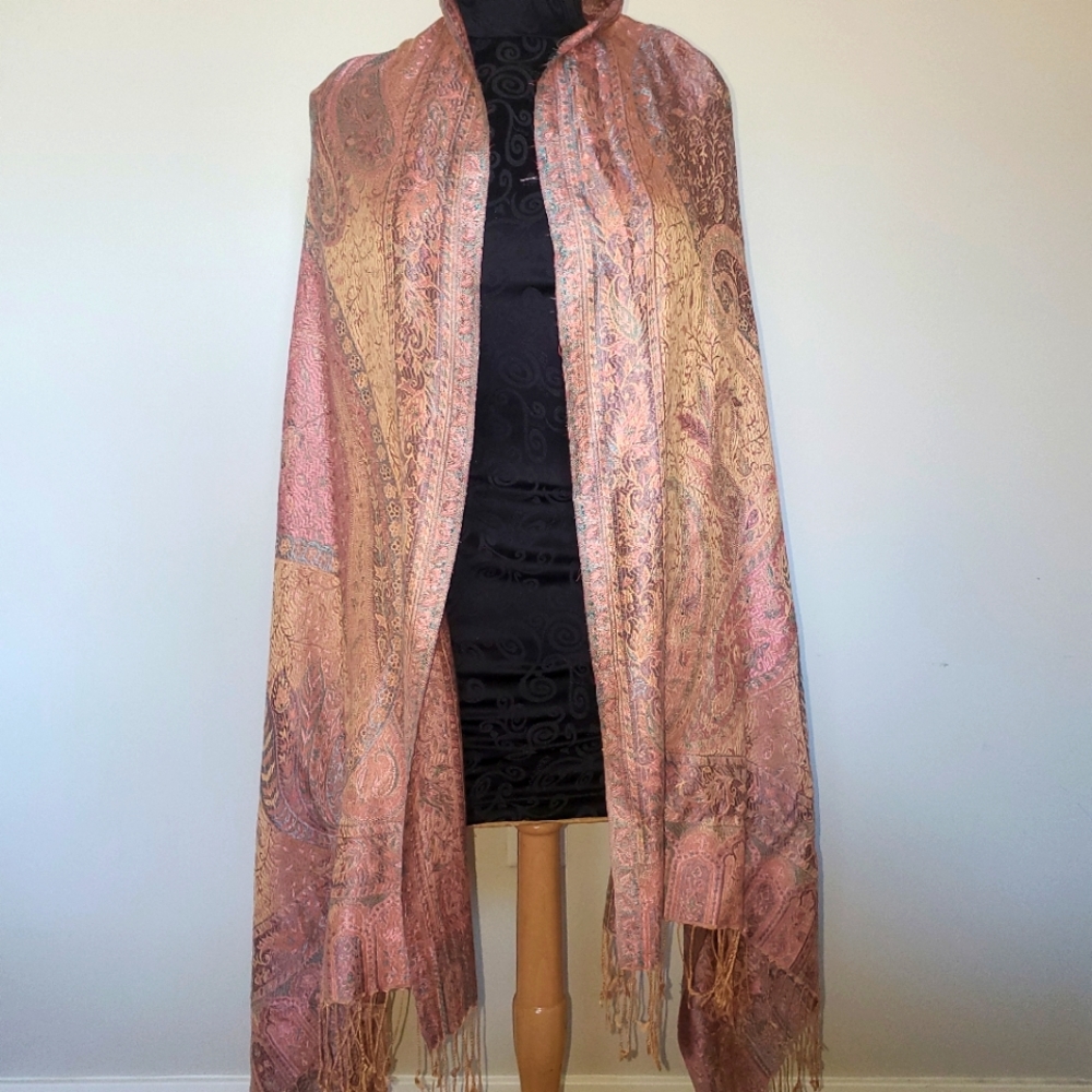 Bohemian Style Throw
